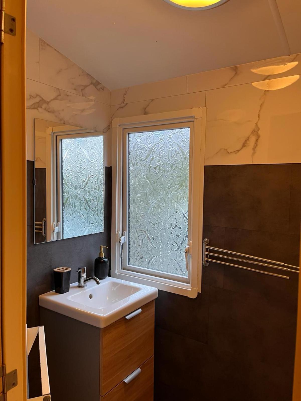 Bungalow Willerby Maasmechelen Esterno foto
