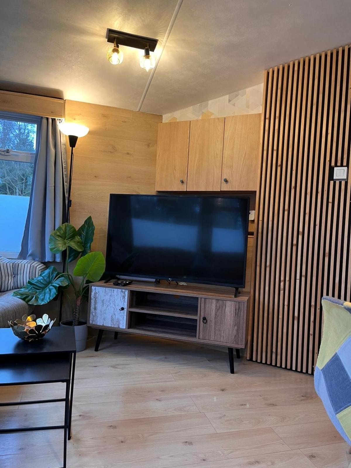 Bungalow Willerby Maasmechelen Esterno foto