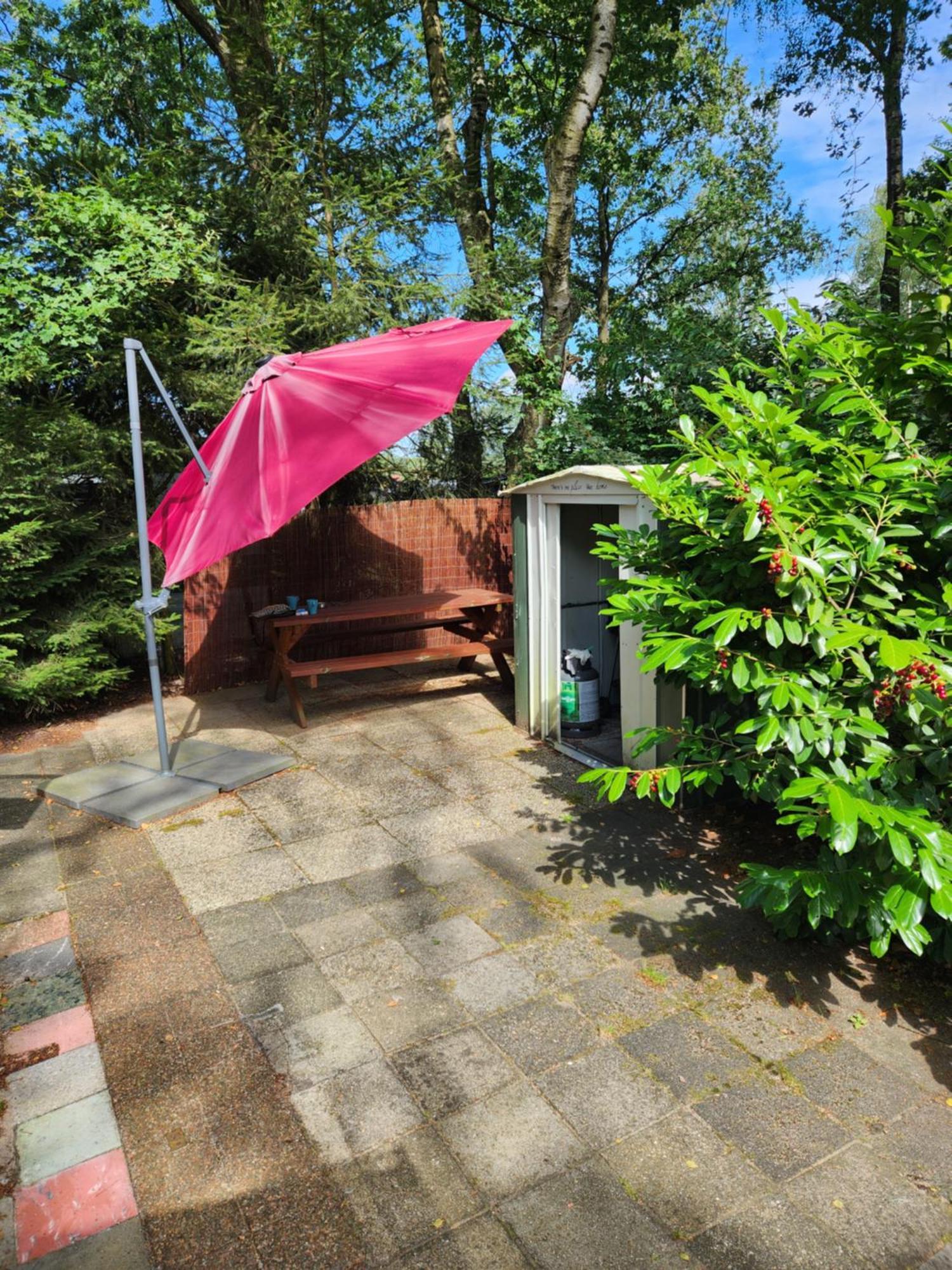 Bungalow Willerby Maasmechelen Esterno foto